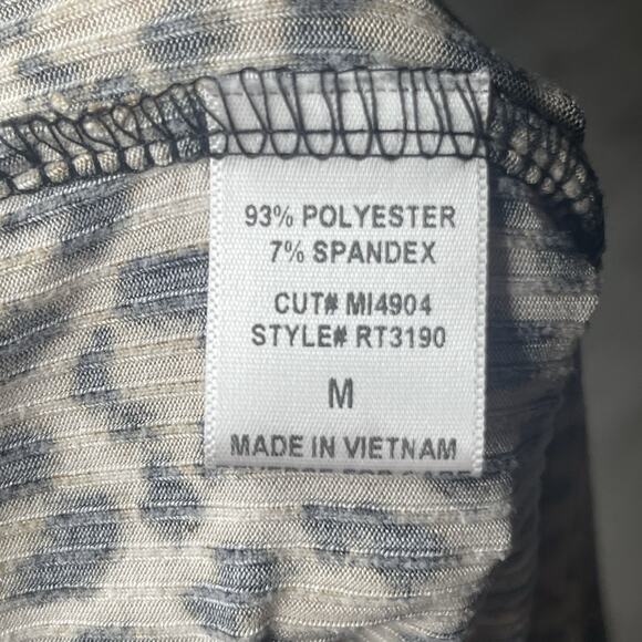 Misa Women’s Cheetah Long Sleeve Puff Shoulder Top Y2K Medium - Picture 3 of 4